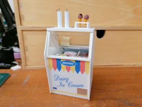 Ice Cream Cabinet with 4 tubs - CH3s