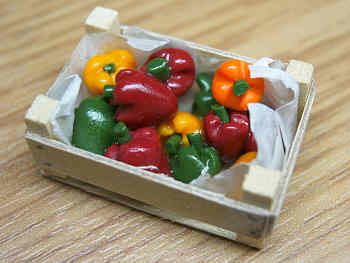 Peppers in wood box - F134