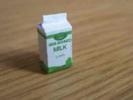 Milk Carton  Semi skimmed - F208B