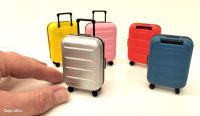 Suitcase - M389