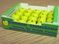 Golden Delicious Apples in printed carton - PC13