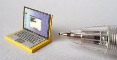  Yellow Laptop - TFO34Y
