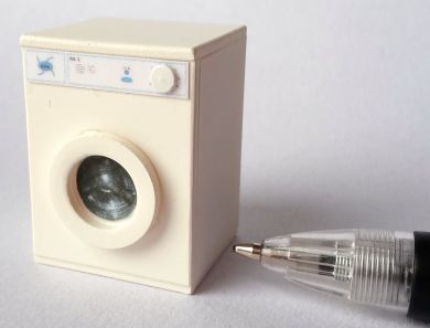  Twenty Fourth Scale White Washing Machine - TFDA2